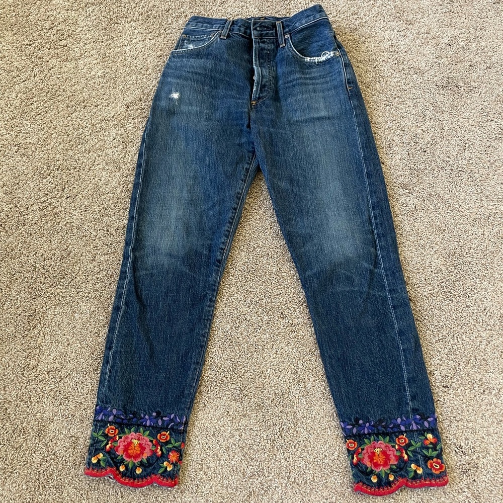 Citizens Of Humanity Blue Jeans with Floral Embroidery
